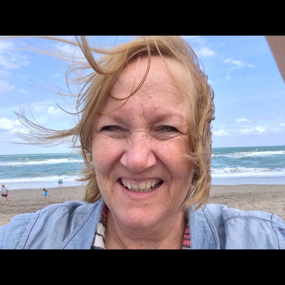 Meet your Posher, Carlyn